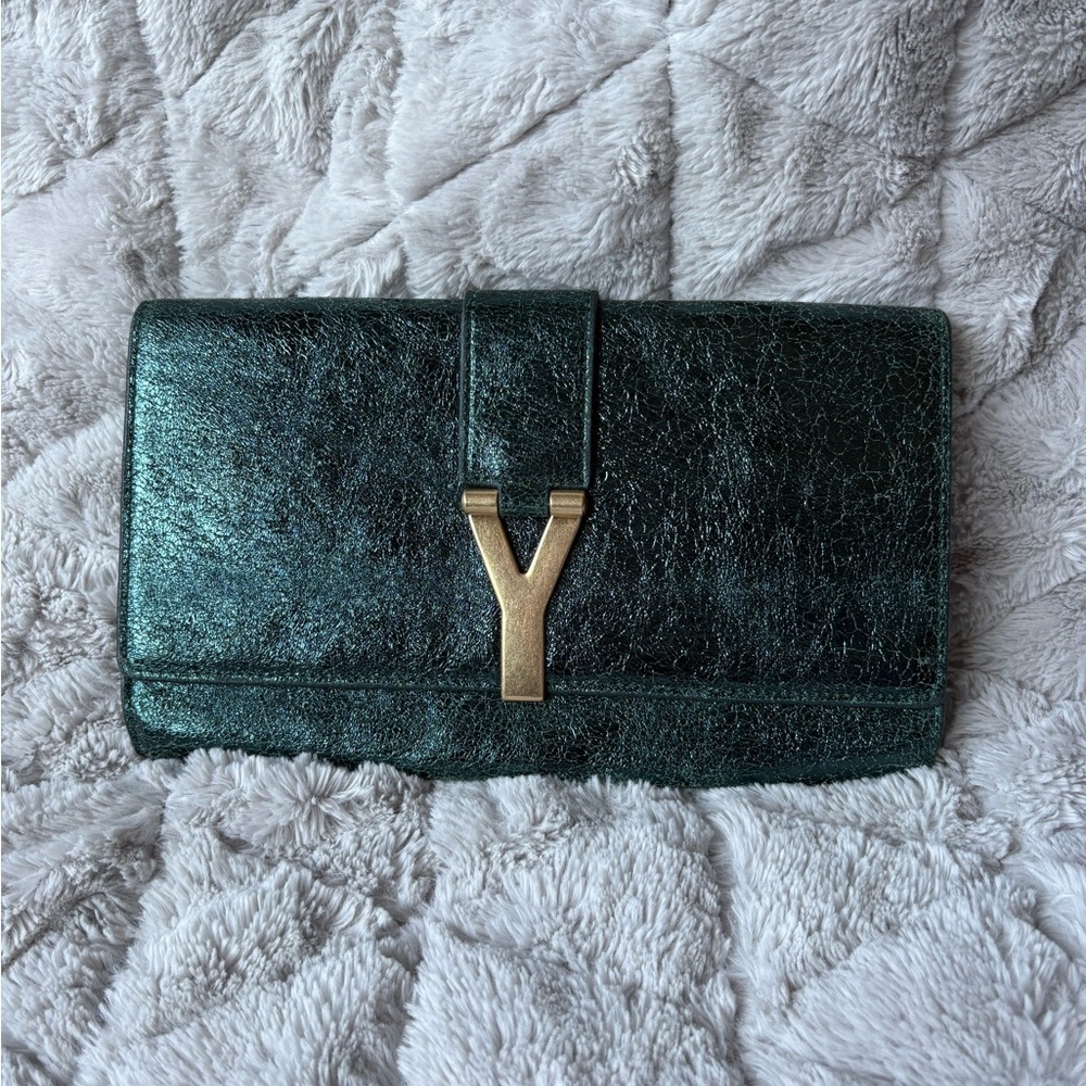Yves Saint Laurent Y-Linge Clutch, Shimmer Green, Satin Interior - Picture 2 of 16